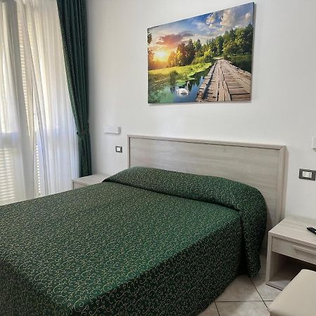 Hotel Barbarossa Porto Azzurro Extérieur photo